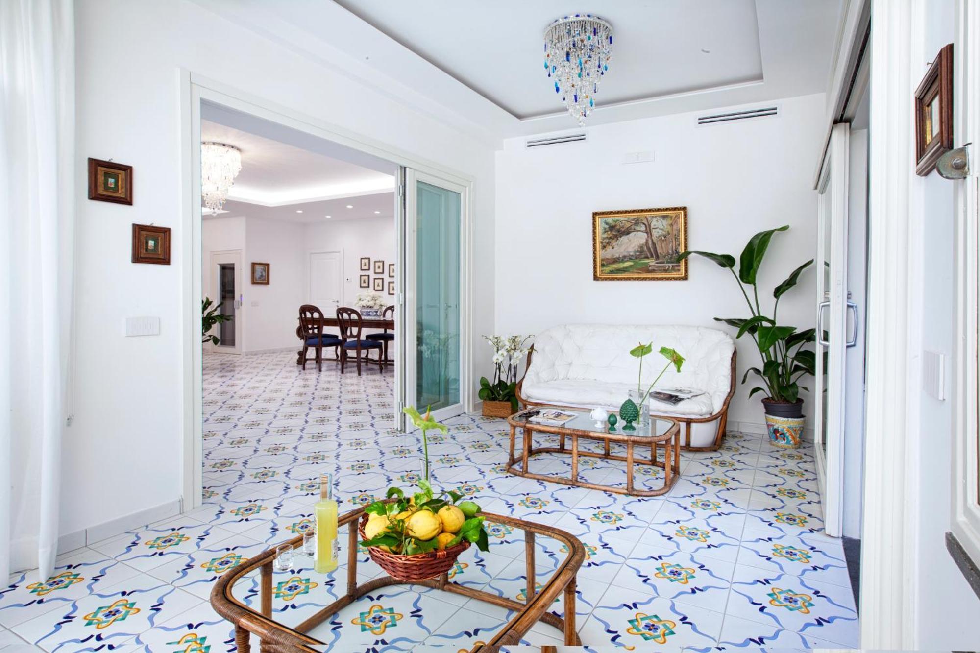 Flavia Villa
